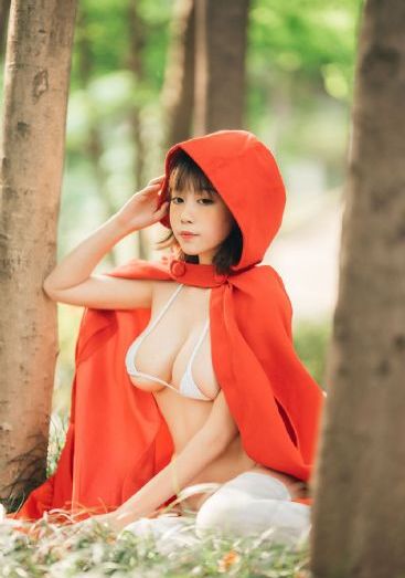 商务旅行女老板同房