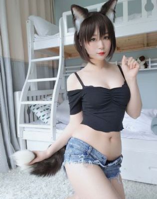 秋霞精品