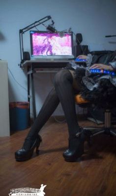艳母4