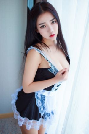 韩国年轻漂亮岳每4乱理