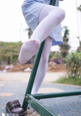 丰满少妇被爆浆蜜乳av