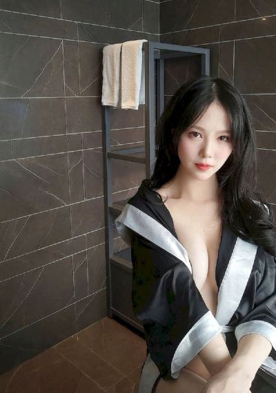 少妇被按摩师按摩bd