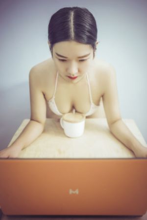99爱爱视频