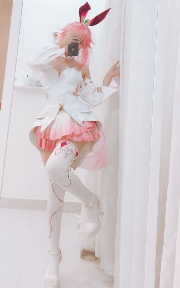 年轻的女学生8