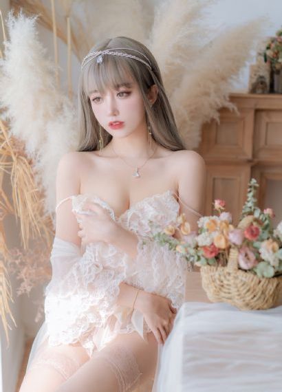 三个巴伐利亚女孩游巴黎